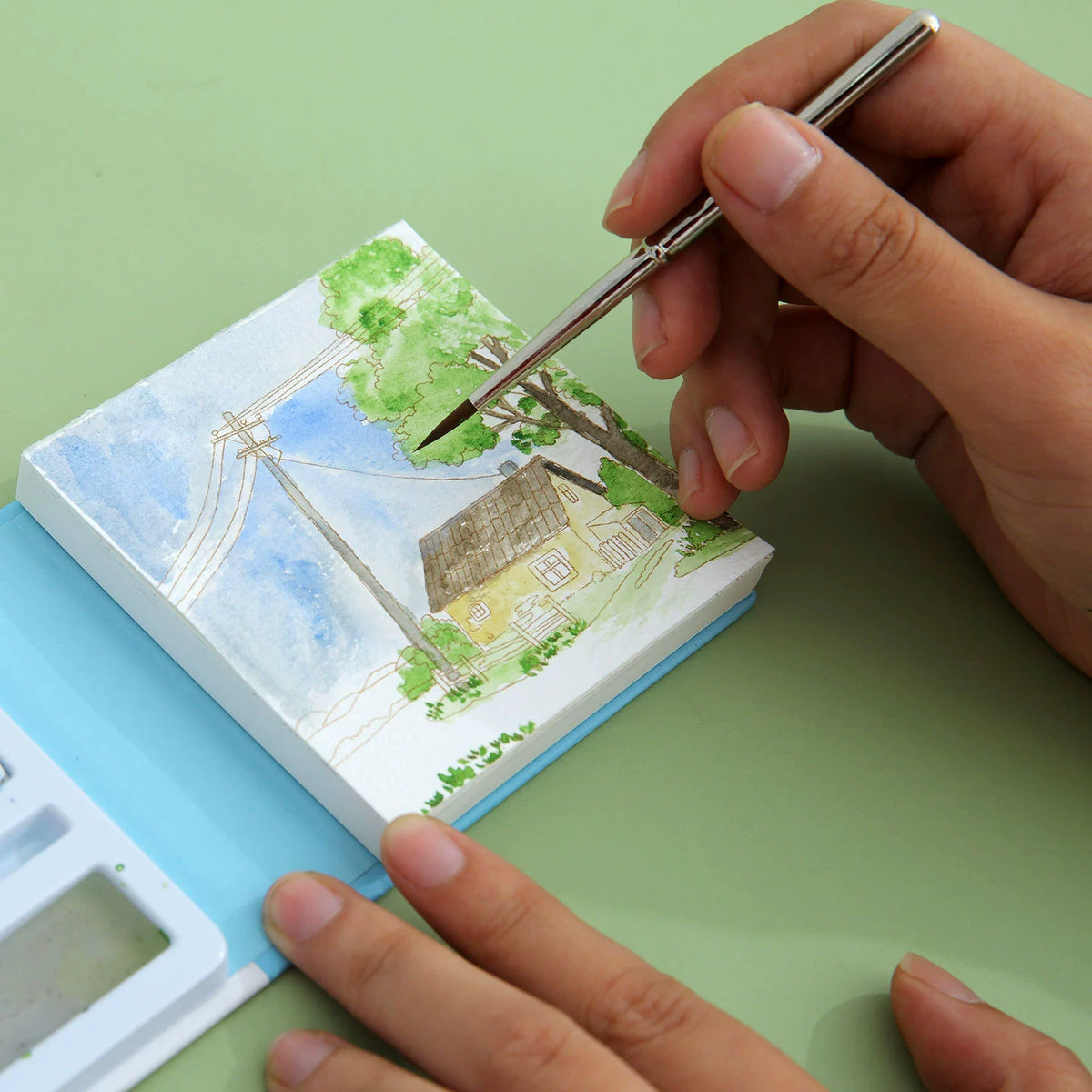 Detachable travel paintbrush detail